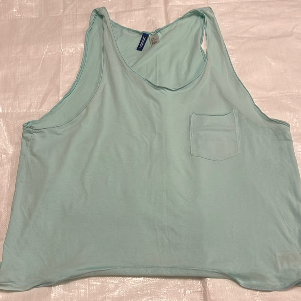 H&M tank M